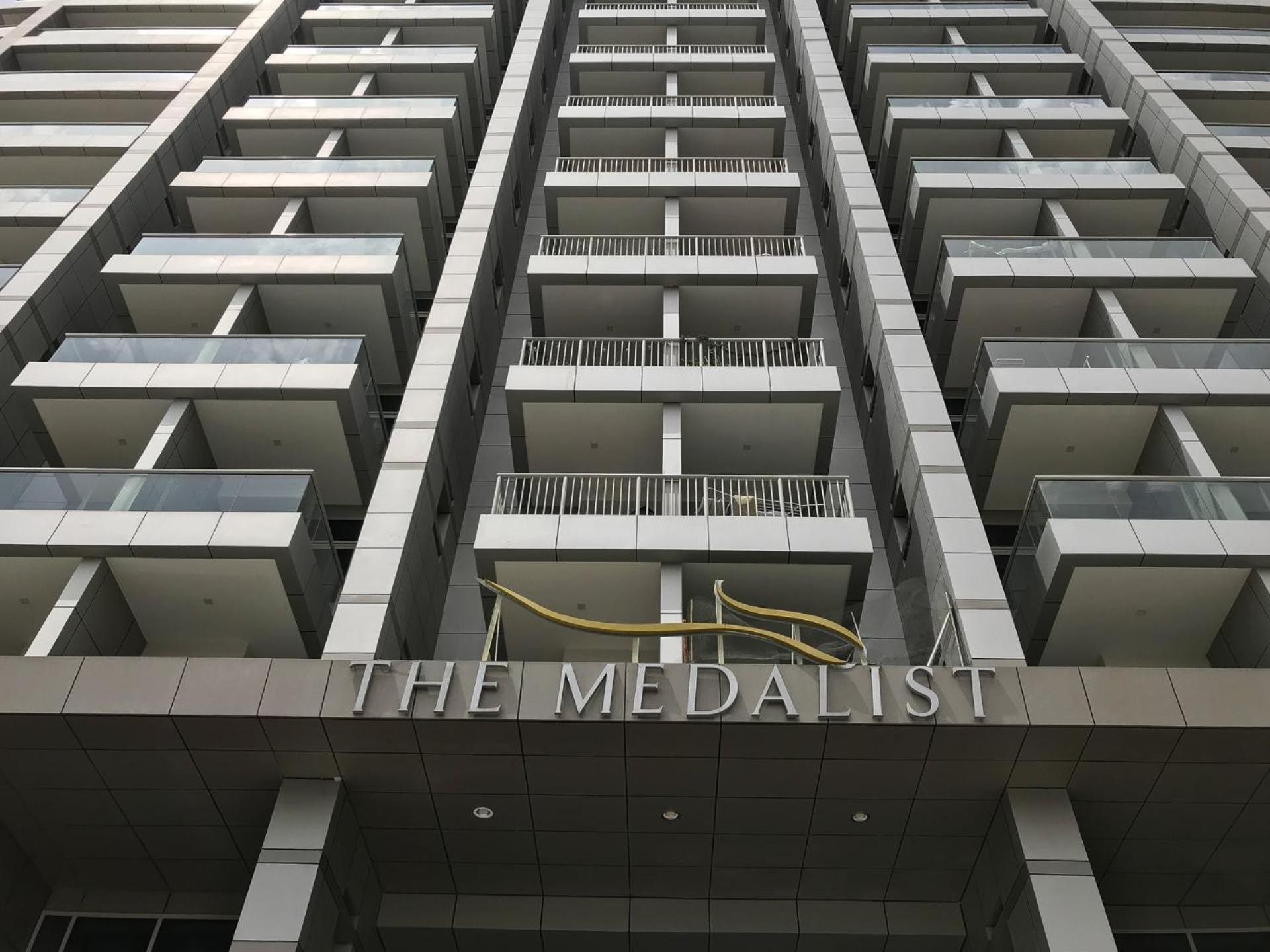 Frank Porter - The Medalist Dubai Exterior foto
